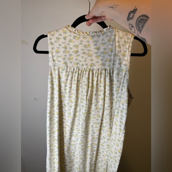 COPY - Laura Ashley Vintage Nightgown - Picture 8 of 11
